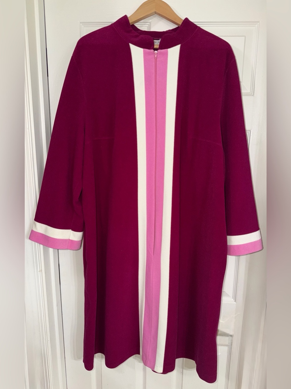 Vintage Vanity Fair Velour House Coat Robe Fuschia and Pink